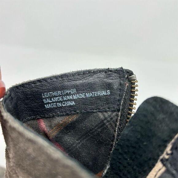 Born Women's Abby Gray Ankle Booties Size 8M Casual Zip Block Heel Fall - Picture 12 of 13